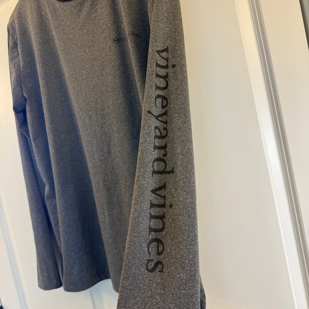 Vineyard Vines Performance Long‎ Sleeve Shirt Mens Small Gray Heather 1V000254